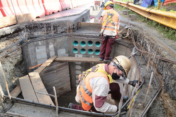 Túnel lineal proyecto central Guayabal
Túnel lineal proyecto Central y Guayabal.
Fecha: 23 Octubre 2020.
Para descargar esta fotografía en alta resolución, haga clic sobre la imagen hasta que la misma se despliegue en la pantalla completa; luego dé clic derecho y elija la opción "guardar imagen como". 
En caso de publicación por cualquier medio, solicitamos acompañarla del crédito: "Foto EPM"
Palabras clave: Túnel lineal proyecto central Guayabal