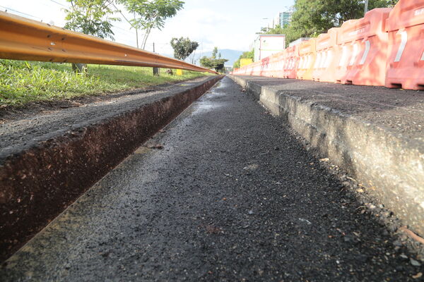 Túnel lineal proyecto central Guayabal
Túnel lineal proyecto Central y Guayabal.
Fecha: 23 Octubre 2020.
Para descargar esta fotografía en alta resolución, haga clic sobre la imagen hasta que la misma se despliegue en la pantalla completa; luego dé clic derecho y elija la opción "guardar imagen como". 
En caso de publicación por cualquier medio, solicitamos acompañarla del crédito: "Foto EPM"
Palabras clave: Túnel lineal proyecto central Guayabal