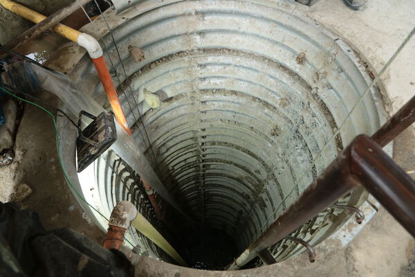 Túnel lineal proyecto central Guayabal
Túnel lineal proyecto Central y Guayabal.
Fecha: 23 Octubre 2020.
Para descargar esta fotografía en alta resolución, haga clic sobre la imagen hasta que la misma se despliegue en la pantalla completa; luego dé clic derecho y elija la opción "guardar imagen como". 
En caso de publicación por cualquier medio, solicitamos acompañarla del crédito: "Foto EPM"
Palabras clave: Túnel lineal proyecto central Guayabal