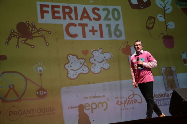 Inauguración de la Feria Central CT+I
Inauguración de la Feria Central CT+I
Fecha: Octubre 25 de 2016
Para descargar esta fotografía en alta resolución, haga clic sobre la imagen hasta que la misma se despliegue en la pantalla completa; luego dé clic derecho y elija la opción "guardar imagen como". 
En caso de publicación por cualquier medio, solicitamos acompañarla del crédito: "Foto EPM"
Palabras clave: Inauguración Feria Central CT+I