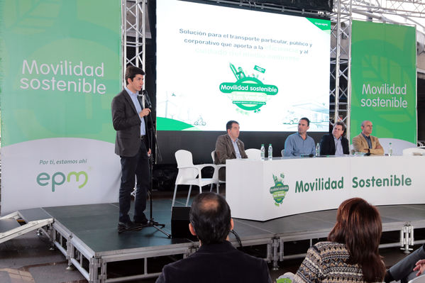Evento de Movilidad Sostenible
Evento de Movilidad Sostenible
Fecha: Octubre 26 de 2016
Para descargar esta fotografía en alta resolución, haga clic sobre la imagen hasta que la misma se despliegue en la pantalla completa; luego dé clic derecho y elija la opción "guardar imagen como". 
En caso de publicación por cualquier medio, solicitamos acompañarla del crédito: "Foto EPM"
Palabras clave: Evento Movilidad Sostenible