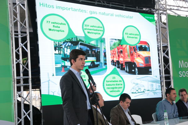Evento de Movilidad Sostenible
Evento de Movilidad Sostenible
Fecha: Octubre 26 de 2016
Para descargar esta fotografía en alta resolución, haga clic sobre la imagen hasta que la misma se despliegue en la pantalla completa; luego dé clic derecho y elija la opción "guardar imagen como". 
En caso de publicación por cualquier medio, solicitamos acompañarla del crédito: "Foto EPM"
Palabras clave: Evento Movilidad Sostenible