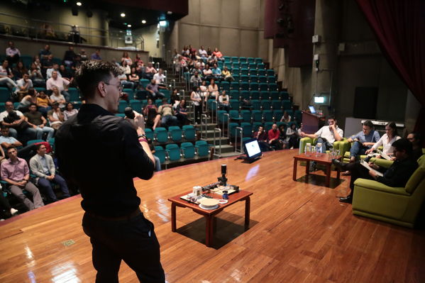 Gran final de Innóvate EPM
Gran final de Innóvate EPM.
Fecha: 26 Octubre 2018.
Para descargar esta fotografía en alta resolución, haga clic sobre la imagen hasta que la misma se despliegue en la pantalla completa; luego dé clic derecho y elija la opción "guardar imagen como". 
En caso de publicación por cualquier medio, solicitamos acompañarla del crédito: "Foto EPM"

Palabras clave: Gran final Innóvate EPM