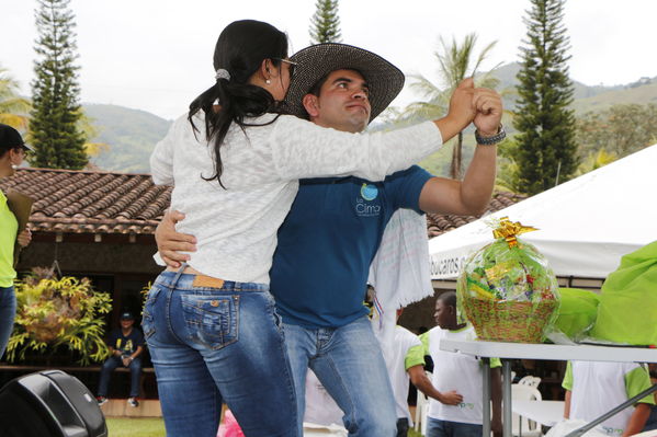 Feria de la Familia Norte, Nordeste y Magdalena Medio
Feria de la Familia Norte, Nordeste y Magdalena Medio
Fecha: Octubre 29 de 2016
Para descargar esta fotografía en alta resolución, haga clic sobre la imagen hasta que la misma se despliegue en la pantalla completa; luego dé clic derecho y elija la opción "guardar imagen como". 
En caso de publicación por cualquier medio, solicitamos acompañarla del crédito: "Foto EPM"
Palabras clave: Feria Familia Norte Nordeste Magdalena Medio