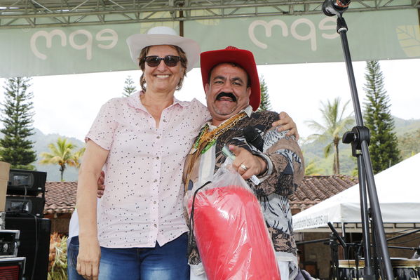 Feria de la Familia Norte, Nordeste y Magdalena Medio
Feria de la Familia Norte, Nordeste y Magdalena Medio
Fecha: Octubre 29 de 2016
Para descargar esta fotografía en alta resolución, haga clic sobre la imagen hasta que la misma se despliegue en la pantalla completa; luego dé clic derecho y elija la opción "guardar imagen como". 
En caso de publicación por cualquier medio, solicitamos acompañarla del crédito: "Foto EPM"
Palabras clave: Feria Familia Norte Nordeste Magdalena Medio