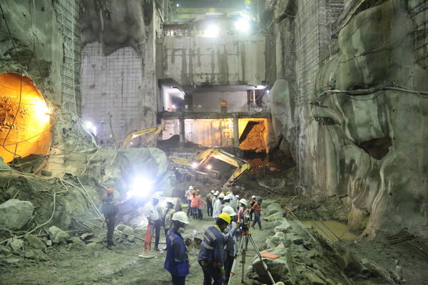 Avances Obras Proyecto Hidroeléctrico Ituango
Avances Obras Proyecto Hidroeléctrico Ituango.
Fecha: 30 Octubre 2020. 
Para descargar esta fotografía en alta resolución, haga clic sobre la imagen hasta que la misma se despliegue en la pantalla completa; luego dé clic derecho y elija la opción "guardar imagen como". 
En caso de publicación por cualquier medio, solicitamos acompañarla del crédito: "Foto EPM
Palabras clave: Avances Obras Proyecto Hidroeléctrico Ituango