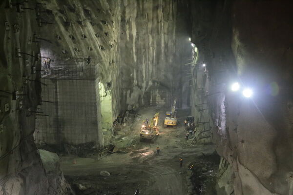 Avances Obras Proyecto Hidroeléctrico Ituango
Avances Obras Proyecto Hidroeléctrico Ituango.
Fecha: 30 Octubre 2020. 
Para descargar esta fotografía en alta resolución, haga clic sobre la imagen hasta que la misma se despliegue en la pantalla completa; luego dé clic derecho y elija la opción "guardar imagen como". 
En caso de publicación por cualquier medio, solicitamos acompañarla del crédito: "Foto EPM
Palabras clave: Avances Obras Proyecto Hidroeléctrico Ituango