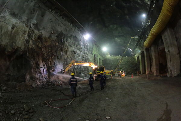 Avances Obras Proyecto Hidroeléctrico Ituango
Avances Obras Proyecto Hidroeléctrico Ituango.
Fecha: 30 Octubre 2020. 
Para descargar esta fotografía en alta resolución, haga clic sobre la imagen hasta que la misma se despliegue en la pantalla completa; luego dé clic derecho y elija la opción "guardar imagen como". 
En caso de publicación por cualquier medio, solicitamos acompañarla del crédito: "Foto EPM
Palabras clave: Avances Obras Proyecto Hidroeléctrico Ituango