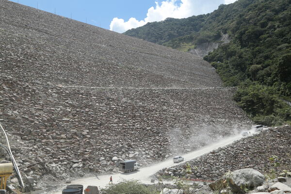 Avances Obras Proyecto Hidroeléctrico Ituango
Avances Obras Proyecto Hidroeléctrico Ituango.
Fecha: 30 Octubre 2020. 
Para descargar esta fotografía en alta resolución, haga clic sobre la imagen hasta que la misma se despliegue en la pantalla completa; luego dé clic derecho y elija la opción "guardar imagen como". 
En caso de publicación por cualquier medio, solicitamos acompañarla del crédito: "Foto EPM
Palabras clave: Avances Obras Proyecto Hidroeléctrico Ituango