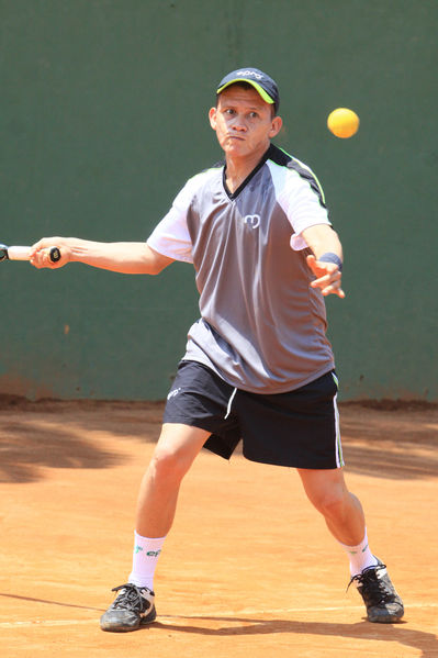 Juegos Deportivos y Recreativos
Juegos Deportivos y Recreativos
Fecha: Octubre 12 de 2014
Para descargar esta fotografía en alta resolución, haga clic sobre la imagen hasta que la misma se despliegue en la pantalla completa; luego dé clic derecho y elija la opción "guardar imagen como". 
En caso de publicación por cualquier medio, solicitamos acompañarla del crédito: "Foto EPM"

Palabras clave: Juegos Deportivos Recreativos Tenis  campo