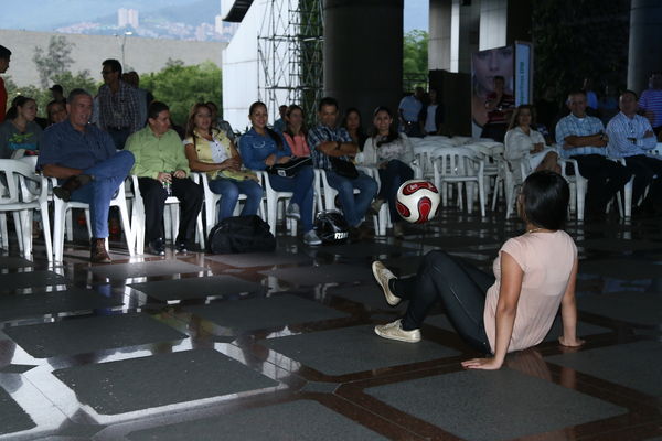 Juegos Deportivos y Recreativos
Juegos Deportivos y Recreativos
Fecha: Octubre 17 de 2014
Para descargar esta fotografía en alta resolución, haga clic sobre la imagen hasta que la misma se despliegue en la pantalla completa; luego dé clic derecho y elija la opción "guardar imagen como". 
En caso de publicación por cualquier medio, solicitamos acompañarla del crédito: "Foto EPM"
Palabras clave: Juegos Deportivos Recreativos clausura
