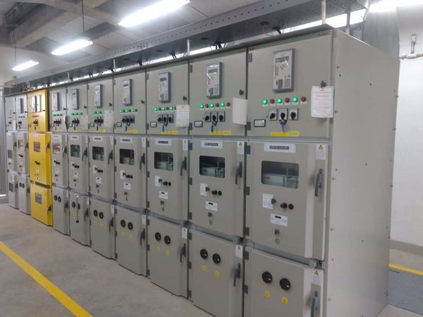 Modernización de la Subestación Marinilla
Modernización de la Subestación Marinilla.
Fecha: 24 Octubre 2018.
Para descargar esta fotografía en alta resolución, haga clic sobre la imagen hasta que la misma se despliegue en la pantalla completa; luego dé clic derecho y elija la opción "guardar imagen como". 
En caso de publicación por cualquier medio, solicitamos acompañarla del crédito: "Foto EPM"
Palabras clave: Modernización Subestación Marinilla