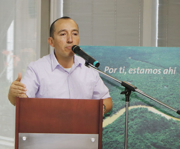 Rueda de Prensa presentación de proyecto
Rueda de Prensa de la presentación del proyecto de fortalecimiento de sistemas productivos agropecuarios sostenibles de la subregión de embalses del Oriente antioqueño
Fecha: Octubre 10 de 2017
Para descargar esta fotografía en alta resolución, haga clic sobre la imagen hasta que la misma se despliegue en la pantalla completa; luego dé clic derecho y elija la opción "guardar imagen como". 
En caso de publicación por cualquier medio, solicitamos acompañarla del crédito: "Foto EPM"
Palabras clave: Rueda Prensa presentación proyecto