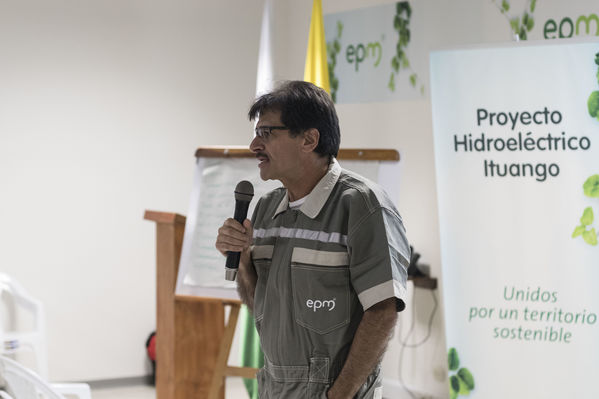 Invitación medios recorrido proyecto hidroeléctrico Ituango
Invitación medios recorrido proyecto hidroeléctrico Ituango.
Fecha: Octubre 10 2018
Para descargar esta fotografía en alta resolución, haga clic sobre la imagen hasta que la misma se despliegue en la pantalla completa; luego dé clic derecho y elija la opción "guardar imagen como". 
En caso de publicación por cualquier medio, solicitamos acompañarla del crédito: "Foto EPM"
Palabras clave: Invitación medios recorrido proyecto hidroeléctrico Ituango