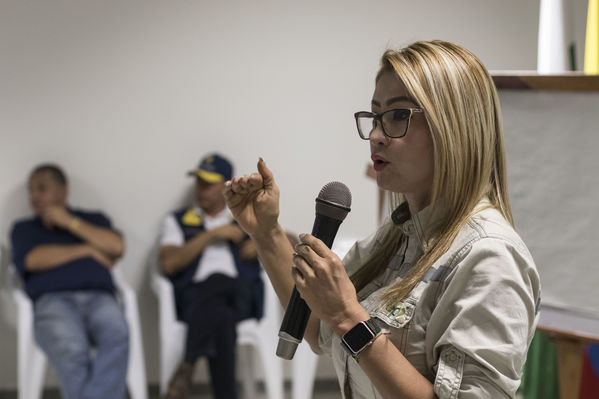 Invitación medios recorrido proyecto hidroeléctrico Ituango
Invitación medios recorrido proyecto hidroeléctrico Ituango.
Fecha: Octubre 10 2018
Para descargar esta fotografía en alta resolución, haga clic sobre la imagen hasta que la misma se despliegue en la pantalla completa; luego dé clic derecho y elija la opción "guardar imagen como". 
En caso de publicación por cualquier medio, solicitamos acompañarla del crédito: "Foto EPM"
Palabras clave: Invitación medios recorrido proyecto hidroeléctrico Ituango