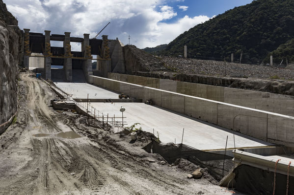 Invitación medios recorrido proyecto hidroeléctrico Ituango
Invitación medios recorrido proyecto hidroeléctrico Ituango.
Fecha: Octubre 10 2018
Para descargar esta fotografía en alta resolución, haga clic sobre la imagen hasta que la misma se despliegue en la pantalla completa; luego dé clic derecho y elija la opción "guardar imagen como". 
En caso de publicación por cualquier medio, solicitamos acompañarla del crédito: "Foto EPM"
Palabras clave: Invitación medios recorrido proyecto hidroeléctrico Ituango