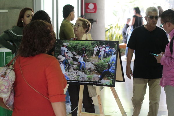 Clausura Programa Educación Ambiental
Clausura Programa Educación Ambiental.
Fecha: Octubre 11 2019.
Para descargar esta fotografía en alta resolución, haga clic sobre la imagen hasta que la misma se despliegue en la pantalla completa; luego dé clic derecho y elija la opción "guardar imagen como". 
En caso de publicación por cualquier medio, solicitamos acompañarla del crédito: "Foto EPM"
Palabras clave: Clausura Programa Educación Ambiental