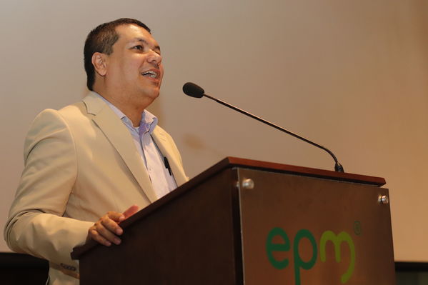 Clausura Programa Educación Ambiental
Clausura Programa Educación Ambiental.
Fecha: Octubre 11 2019.
Para descargar esta fotografía en alta resolución, haga clic sobre la imagen hasta que la misma se despliegue en la pantalla completa; luego dé clic derecho y elija la opción "guardar imagen como". 
En caso de publicación por cualquier medio, solicitamos acompañarla del crédito: "Foto EPM"
Palabras clave: Clausura Programa Educación Ambiental