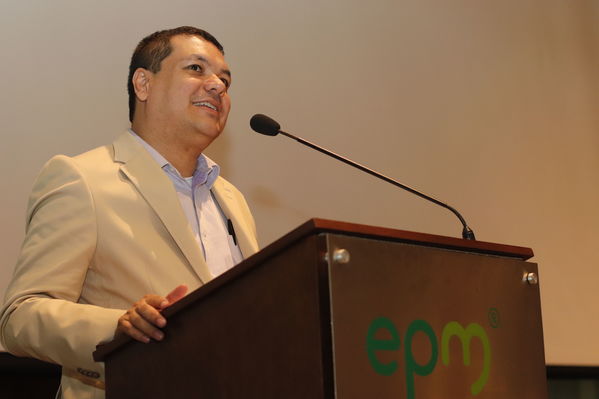 Clausura Programa Educación Ambiental
Clausura Programa Educación Ambiental.
Fecha: Octubre 11 2019.
Para descargar esta fotografía en alta resolución, haga clic sobre la imagen hasta que la misma se despliegue en la pantalla completa; luego dé clic derecho y elija la opción "guardar imagen como". 
En caso de publicación por cualquier medio, solicitamos acompañarla del crédito: "Foto EPM"
Palabras clave: Clausura Programa Educación Ambiental