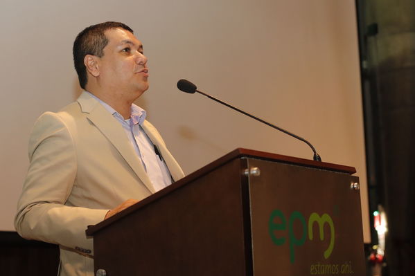 Clausura Programa Educación Ambiental
Clausura Programa Educación Ambiental.
Fecha: Octubre 11 2019.
Para descargar esta fotografía en alta resolución, haga clic sobre la imagen hasta que la misma se despliegue en la pantalla completa; luego dé clic derecho y elija la opción "guardar imagen como". 
En caso de publicación por cualquier medio, solicitamos acompañarla del crédito: "Foto EPM"
Palabras clave: Clausura Programa Educación Ambiental