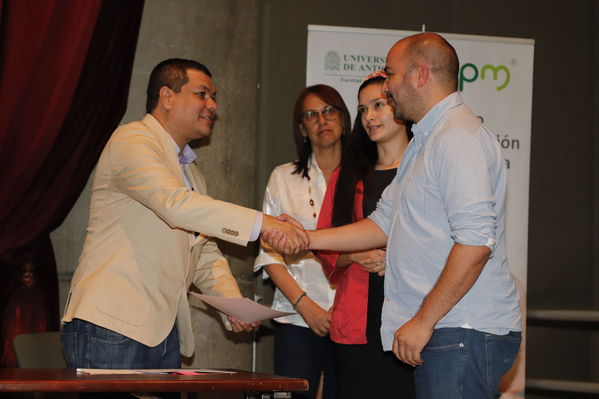 Clausura Programa Educación Ambiental
Clausura Programa Educación Ambiental.
Fecha: Octubre 11 2019.
Para descargar esta fotografía en alta resolución, haga clic sobre la imagen hasta que la misma se despliegue en la pantalla completa; luego dé clic derecho y elija la opción "guardar imagen como". 
En caso de publicación por cualquier medio, solicitamos acompañarla del crédito: "Foto EPM"
Palabras clave: Clausura Programa Educación Ambiental