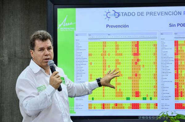 Entrega Árboles AMVA Rueda Prensa
Entrega Árboles AMVA Rueda Prensa.
Fecha: Octubre 11 2019.
Para descargar esta fotografía en alta resolución, haga clic sobre la imagen hasta que la misma se despliegue en la pantalla completa; luego dé clic derecho y elija la opción "guardar imagen como". 
En caso de publicación por cualquier medio, solicitamos acompañarla del crédito: "Foto EPM"
Palabras clave: Entrega Árboles AMVA Rueda Prensa