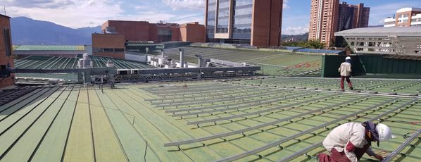 Ampliación paneles solares El Tesoro
Ampliación paneles solares El Tesoro.
Fecha: Octubre 17 2018.
Para descargar esta fotografía en alta resolución, haga clic sobre la imagen hasta que la misma se despliegue en la pantalla completa; luego dé clic derecho y elija la opción "guardar imagen como". 
En caso de publicación por cualquier medio, solicitamos acompañarla del crédito: "Foto EPM"
Palabras clave: Ampliación paneles solares El Tesoro