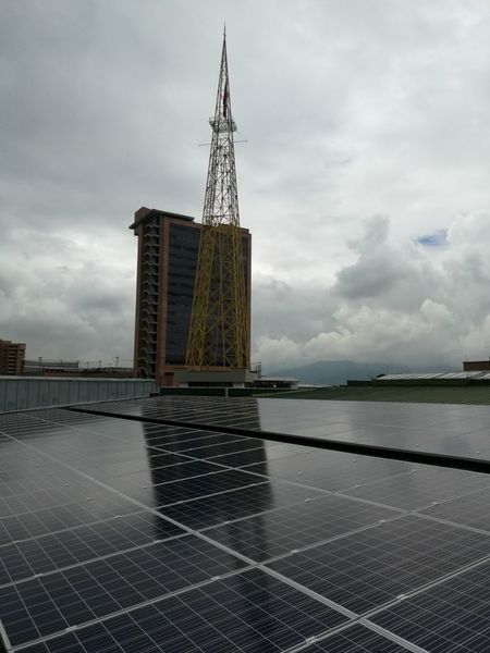 Ampliación paneles solares El Tesoro
Ampliación paneles solares El Tesoro.
Fecha: Octubre 17 2018.
Para descargar esta fotografía en alta resolución, haga clic sobre la imagen hasta que la misma se despliegue en la pantalla completa; luego dé clic derecho y elija la opción "guardar imagen como". 
En caso de publicación por cualquier medio, solicitamos acompañarla del crédito: "Foto EPM"
Palabras clave: Ampliación paneles solares El Tesoro
