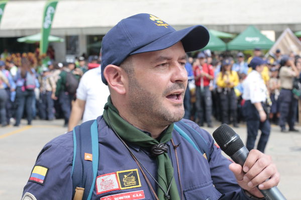 Premiación concurso especialidad Scout cuidamundos EPM
Premiación concurso especialidad Scout cuidamundos EPM. 
Fecha: Octubre 29 2019.
Para descargar esta fotografía en alta resolución, haga clic sobre la imagen hasta que la misma se despliegue en la pantalla completa; luego dé clic derecho y elija la opción "guardar imagen como". 
En caso de publicación por cualquier medio, solicitamos acompañarla del crédito: "Foto EPM"
Palabras clave: Premiación concurso especialidad Scout cuidamundos EPM