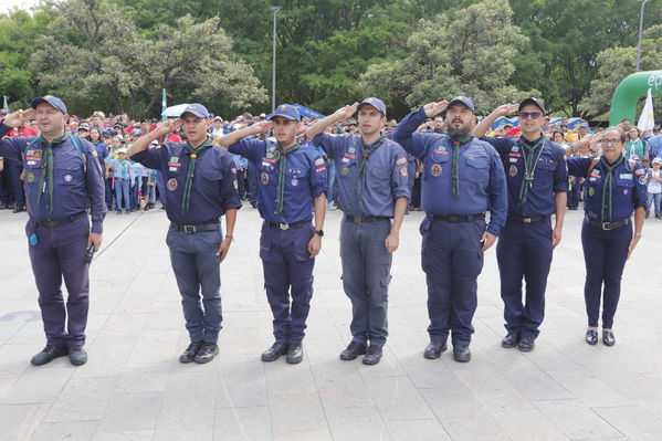 Premiación concurso especialidad Scout cuidamundos EPM
Premiación concurso especialidad Scout cuidamundos EPM. 
Fecha: Octubre 29 2019.
Para descargar esta fotografía en alta resolución, haga clic sobre la imagen hasta que la misma se despliegue en la pantalla completa; luego dé clic derecho y elija la opción "guardar imagen como". 
En caso de publicación por cualquier medio, solicitamos acompañarla del crédito: "Foto EPM"
Palabras clave: Premiación concurso especialidad Scout cuidamundos EPM