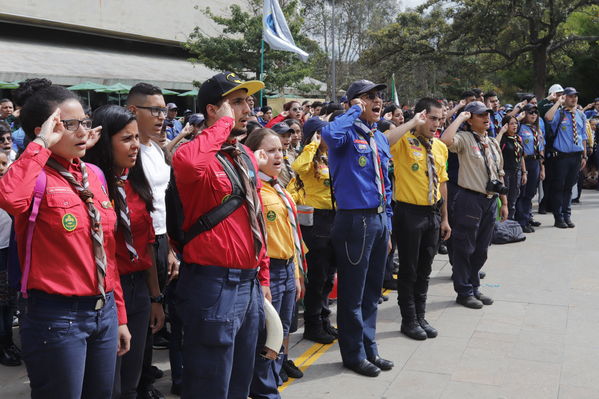 Premiación concurso especialidad Scout cuidamundos EPM
Premiación concurso especialidad Scout cuidamundos EPM. 
Fecha: Octubre 29 2019.
Para descargar esta fotografía en alta resolución, haga clic sobre la imagen hasta que la misma se despliegue en la pantalla completa; luego dé clic derecho y elija la opción "guardar imagen como". 
En caso de publicación por cualquier medio, solicitamos acompañarla del crédito: "Foto EPM"
Palabras clave: Premiación concurso especialidad Scout cuidamundos EPM