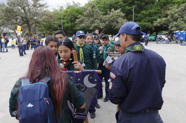 Premiación concurso especialidad Scout cuidamundos EPM
Premiación concurso especialidad Scout cuidamundos EPM. 
Fecha: Octubre 29 2019.
Para descargar esta fotografía en alta resolución, haga clic sobre la imagen hasta que la misma se despliegue en la pantalla completa; luego dé clic derecho y elija la opción "guardar imagen como". 
En caso de publicación por cualquier medio, solicitamos acompañarla del crédito: "Foto EPM"
Palabras clave: Premiación concurso especialidad Scout cuidamundos EPM