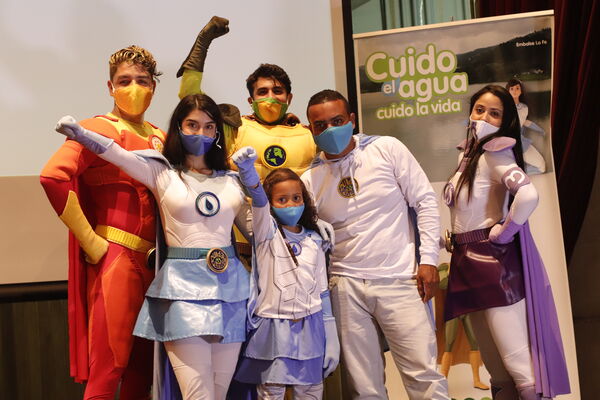 Fiesta de los niños Cuidamundos octubre 2021
Fiesta de los niños Cuidamundos octubre 2021
Fecha: Octubre 22 2021.
Para descargar esta fotografía en alta resolución, haga clic sobre la imagen hasta que la misma se despliegue en la pantalla completa; luego dé clic derecho y elija la opción "guardar imagen como". 
En caso de publicación por cualquier medio, solicitamos acompañarla del crédito: "Foto EPM"
Palabras clave: Fiesta niños cuidamundos