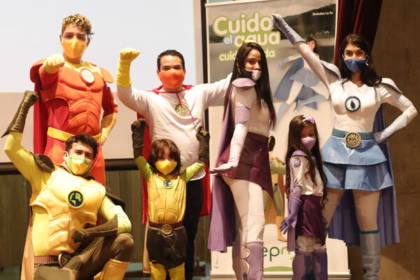 Fiesta de los niños Cuidamundos octubre 2021
Fiesta de los niños Cuidamundos octubre 2021
Fecha: Octubre 22 2021.
Para descargar esta fotografía en alta resolución, haga clic sobre la imagen hasta que la misma se despliegue en la pantalla completa; luego dé clic derecho y elija la opción "guardar imagen como". 
En caso de publicación por cualquier medio, solicitamos acompañarla del crédito: "Foto EPM"
Palabras clave: Fiesta niños cuidamundos