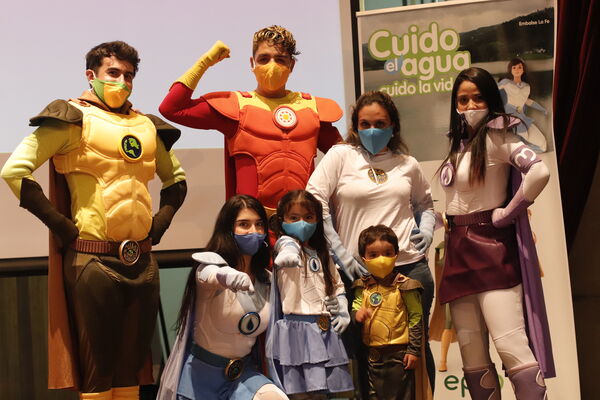 Fiesta de los niños Cuidamundos octubre 2021
Fiesta de los niños Cuidamundos octubre 2021
Fecha: Octubre 22 2021.
Para descargar esta fotografía en alta resolución, haga clic sobre la imagen hasta que la misma se despliegue en la pantalla completa; luego dé clic derecho y elija la opción "guardar imagen como". 
En caso de publicación por cualquier medio, solicitamos acompañarla del crédito: "Foto EPM"
Palabras clave: Fiesta niños cuidamundos