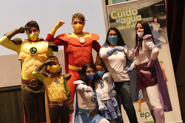 Fiesta de los niños Cuidamundos octubre 2021
Fiesta de los niños Cuidamundos octubre 2021
Fecha: Octubre 22 2021.
Para descargar esta fotografía en alta resolución, haga clic sobre la imagen hasta que la misma se despliegue en la pantalla completa; luego dé clic derecho y elija la opción "guardar imagen como". 
En caso de publicación por cualquier medio, solicitamos acompañarla del crédito: "Foto EPM"
Palabras clave: Fiesta niños cuidamundos