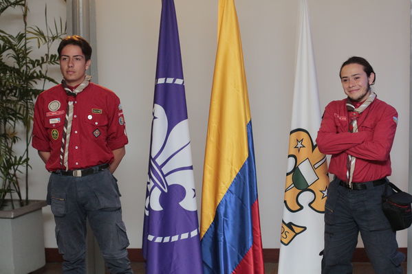 Cena Giwell Especialidad Scout cuidamundos EPM
Cena Giwell Especialidad Scout cuidamundos EPM.
Fecha: Octubre 4 2019.
Para descargar esta fotografía en alta resolución, haga clic sobre la imagen hasta que la misma se despliegue en la pantalla completa; luego dé clic derecho y elija la opción "guardar imagen como". 
En caso de publicación por cualquier medio, solicitamos acompañarla del crédito: "Foto EPM"
Palabras clave: Cena Giwell Especialidad Scout cuidamundos EPM