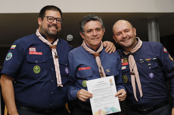 Cena Giwell Especialidad Scout cuidamundos EPM
Cena Giwell Especialidad Scout cuidamundos EPM.
Fecha: Octubre 4 2019.
Para descargar esta fotografía en alta resolución, haga clic sobre la imagen hasta que la misma se despliegue en la pantalla completa; luego dé clic derecho y elija la opción "guardar imagen como". 
En caso de publicación por cualquier medio, solicitamos acompañarla del crédito: "Foto EPM"
Palabras clave: Cena Giwell Especialidad Scout cuidamundos EPM