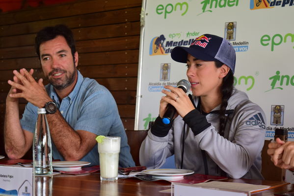 Rueda de prensa EPM INDER Medellín de Pista
Rueda de prensa EPM INDER Medellín de Pista
Fecha: Octubre 3 de 2017
Para descargar esta fotografía en alta resolución, haga clic sobre la imagen hasta que la misma se despliegue en la pantalla completa; luego dé clic derecho y elija la opción "guardar imagen como". 
En caso de publicación por cualquier medio, solicitamos acompañarla del crédito: "Foto EPM"
Palabras clave: Rueda prensa EPM INDER Medellín Pista