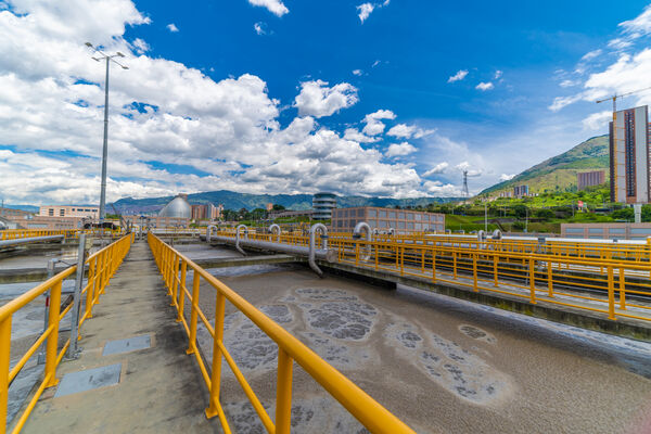 Planta Aguas Claras EPM
Planta Aguas Claras EPM
Fecha: Junio 23 2021.
Para descargar esta fotografía en alta resolución, haga clic sobre la imagen hasta que la misma se despliegue en la pantalla completa; luego dé clic derecho y elija la opción "guardar imagen como". 
En caso de publicación por cualquier medio, solicitamos acompañarla del crédito: "Foto EPM"
Palabras clave: Planta Aguas Claras EPM