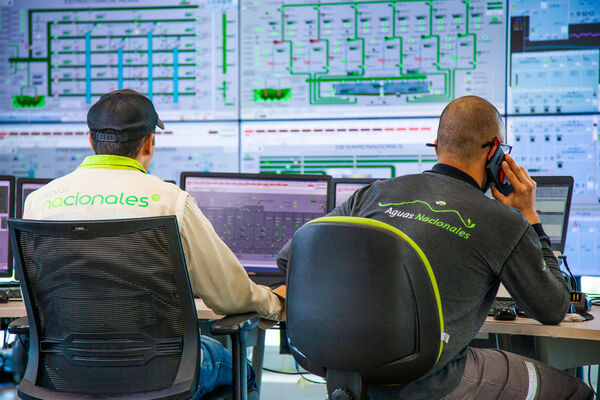 Planta Aguas Claras Puesto Control
Planta Aguas Claras y puesto de control
Fecha: Junio 23 2021
Para descargar esta fotografía en alta resolución, haga clic sobre la imagen hasta que la misma se despliegue en la pantalla completa; luego dé clic derecho y elija la opción "guardar imagen como". 
En caso de publicación por cualquier medio, solicitamos acompañarla del crédito: "Foto EPM"
Palabras clave: Planta Aguas Claras Puesto Control