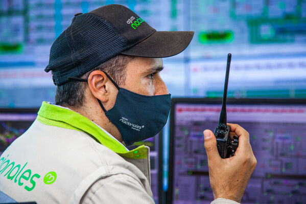 Planta Aguas Claras Puesto Control
Planta Aguas Claras y puesto de control
Fecha: Junio 23 2021
Para descargar esta fotografía en alta resolución, haga clic sobre la imagen hasta que la misma se despliegue en la pantalla completa; luego dé clic derecho y elija la opción "guardar imagen como". 
En caso de publicación por cualquier medio, solicitamos acompañarla del crédito: "Foto EPM"
Palabras clave: Planta Aguas Claras Puesto Control