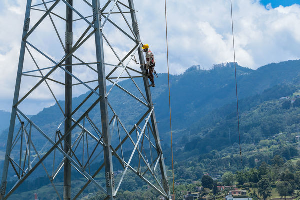 Proyecto Bello Guayabal Ancón
Proyecto Bello Guayabal Ancón
Fecha: 18 Septiembre 2017
Para descargar esta fotografía en alta resolución, haga clic sobre la imagen hasta que la misma se despliegue en la pantalla completa; luego dé clic derecho y elija la opción "guardar imagen como". 
En caso de publicación por cualquier medio, solicitamos acompañarla del crédito: "Foto EPM"
Palabras clave: Proyecto Bello Guayabal Ancón