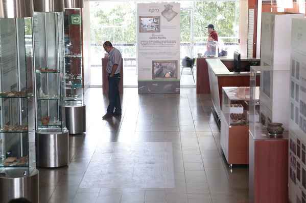 Muestra de arqueología centro parrilla
Muestra de arqueología centro parrilla
Fecha: 19 Septiembre 2017
Para descargar esta fotografía en alta resolución, haga clic sobre la imagen hasta que la misma se despliegue en la pantalla completa; luego dé clic derecho y elija la opción "guardar imagen como". 
En caso de publicación por cualquier medio, solicitamos acompañarla del crédito: "Foto EPM"
Palabras clave: Muestra  arqueología centro parrilla