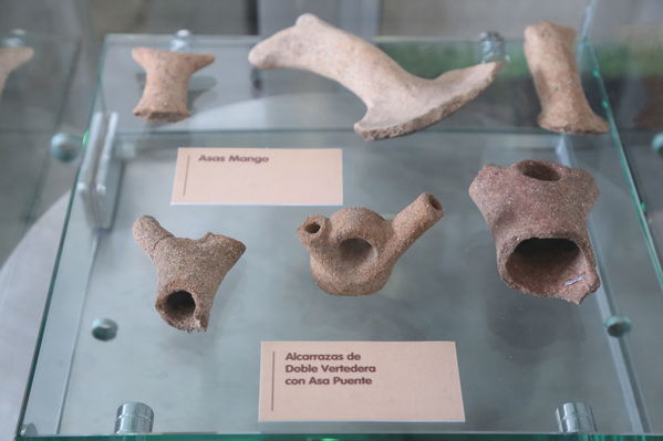 Muestra de arqueología centro parrilla
Muestra de arqueología centro parrilla
Fecha: 19 Septiembre 2017
Para descargar esta fotografía en alta resolución, haga clic sobre la imagen hasta que la misma se despliegue en la pantalla completa; luego dé clic derecho y elija la opción "guardar imagen como". 
En caso de publicación por cualquier medio, solicitamos acompañarla del crédito: "Foto EPM"
Palabras clave: Muestra  arqueología centro parrilla