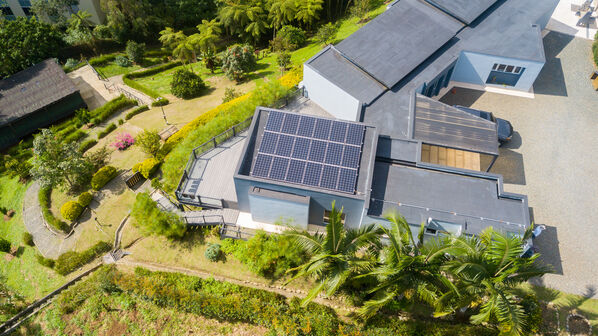 Solución solar integral EPM
Solución solar integral EPM
Fecha: 4 Septiembre 2020
Para descargar esta fotografía en alta resolución, haga clic sobre la imagen hasta que la misma se despliegue en la pantalla completa; luego dé clic derecho y elija la opción "guardar imagen como". 
En caso de publicación por cualquier medio, solicitamos acompañarla del crédito: "Foto EPM"
Palabras clave: Solución solar integral EPM