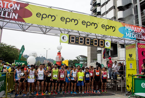 Maratón de las Flores
Maratón de las Flores
Fecha: Septiembre 14 de 2014
Para descargar esta fotografía en alta resolución, haga clic sobre la imagen hasta que la misma se despliegue en la pantalla completa; luego dé clic derecho y elija la opción "guardar imagen como". 
En caso de publicación por cualquier medio, solicitamos acompañarla del crédito: "Foto EPM"
Palabras clave: Maratón Flores