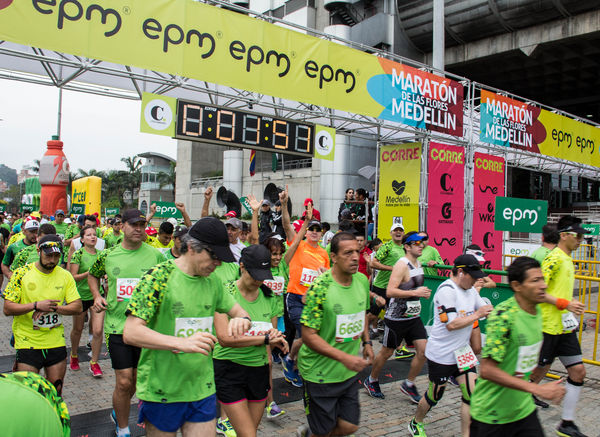 Maratón de las Flores
Maratón de las Flores
Fecha: Septiembre 14 de 2014
Para descargar esta fotografía en alta resolución, haga clic sobre la imagen hasta que la misma se despliegue en la pantalla completa; luego dé clic derecho y elija la opción "guardar imagen como". 
En caso de publicación por cualquier medio, solicitamos acompañarla del crédito: "Foto EPM"
Palabras clave: Maratón Flores
