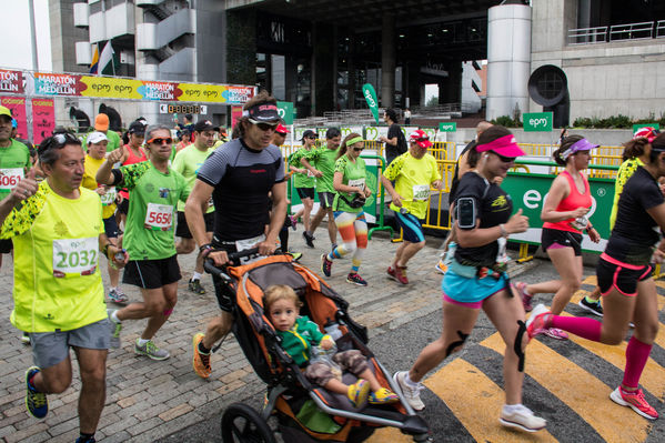 Maratón de las Flores
Maratón de las Flores
Fecha: Septiembre 14 de 2014
Para descargar esta fotografía en alta resolución, haga clic sobre la imagen hasta que la misma se despliegue en la pantalla completa; luego dé clic derecho y elija la opción "guardar imagen como". 
En caso de publicación por cualquier medio, solicitamos acompañarla del crédito: "Foto EPM"
Palabras clave: Maratón Flores
