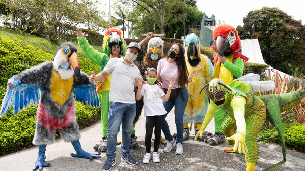 Dia  familia EPM 2021 Rionegro
Dia de la familia EPM 2021 Rionegro
Fecha: 4 Septiembre 2021
Para descargar esta fotografía en alta resolución, haga clic sobre la imagen hasta que la misma se despliegue en la pantalla completa; luego dé clic derecho y elija la opción "guardar imagen como". 
En caso de publicación por cualquier medio, solicitamos acompañarla del crédito: "Foto EPM"
Palabras clave: Dia  familia EPM 2021 Rionegro